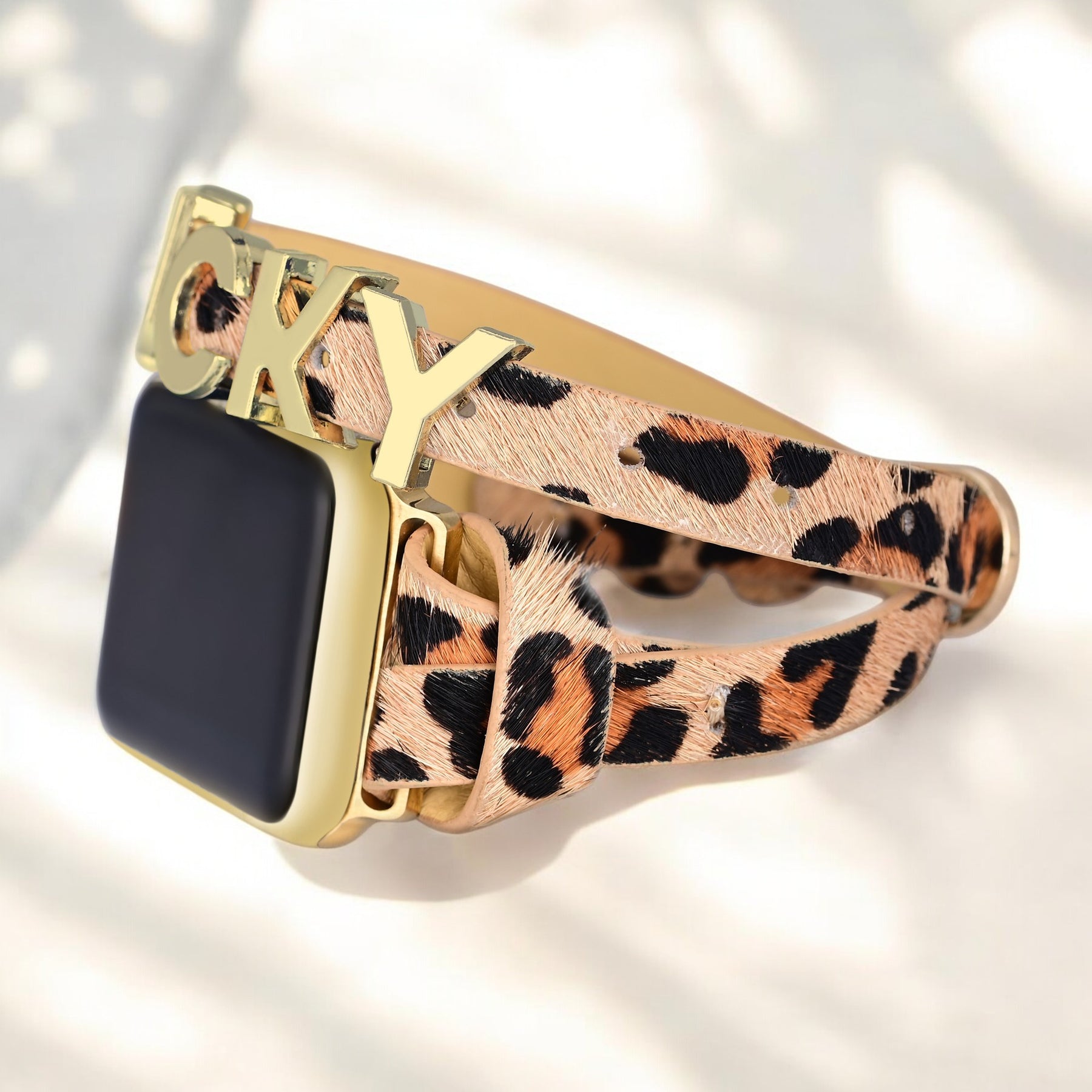 Lucky Safari Leather Apple Watch Strap