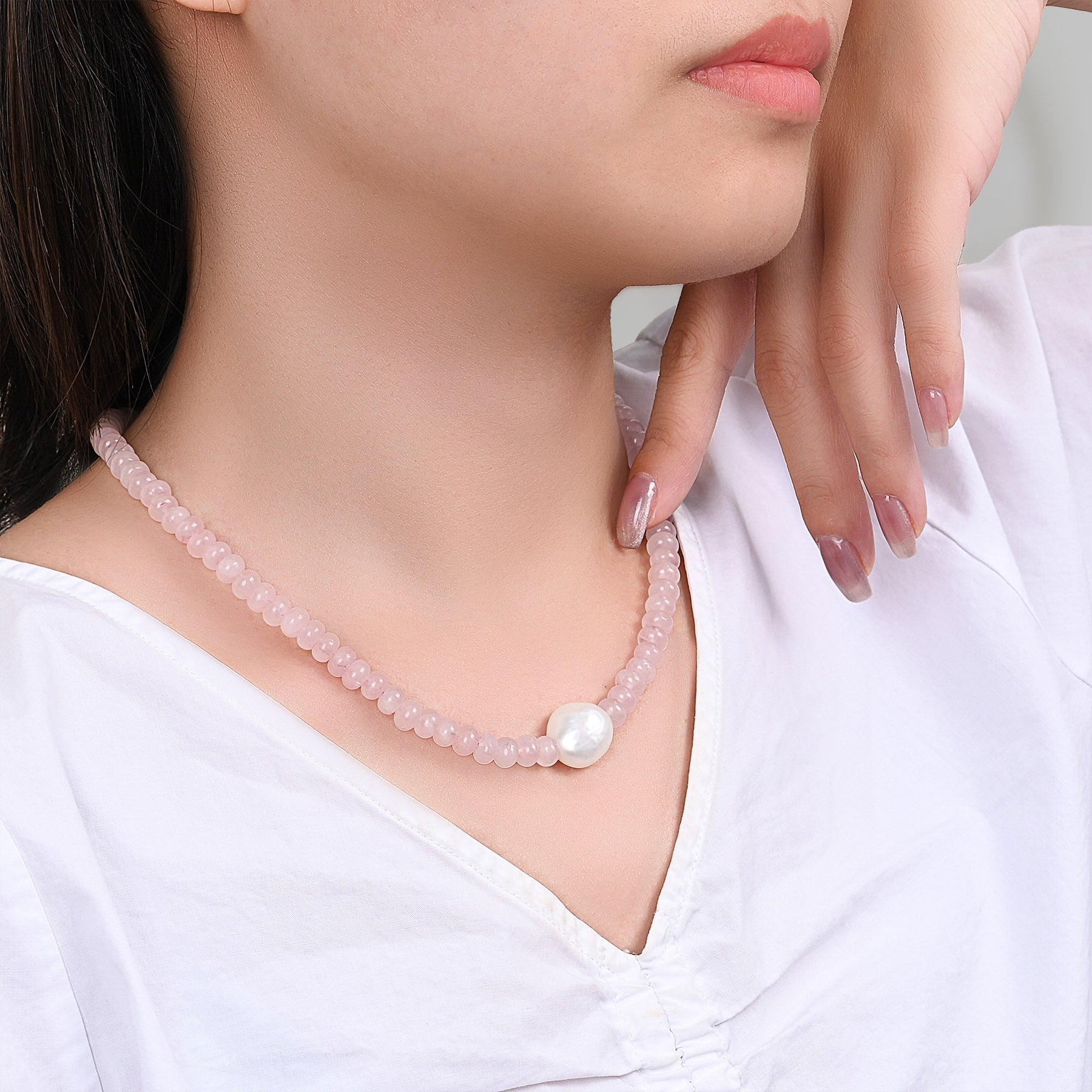 Rose Glow Pearl Necklace